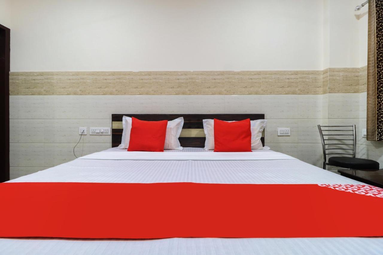 Oyo 49095 Hotel K Fort Abadpura Ngoại thất bức ảnh
