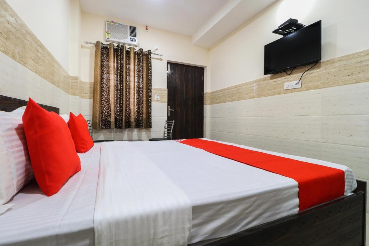 Oyo 49095 Hotel K Fort Abadpura Ngoại thất bức ảnh
