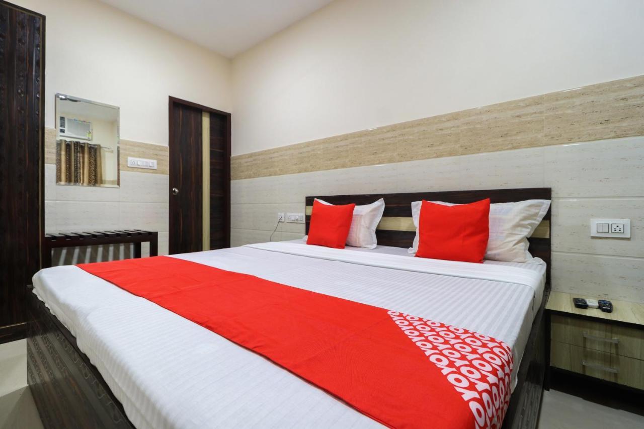 Oyo 49095 Hotel K Fort Abadpura Ngoại thất bức ảnh