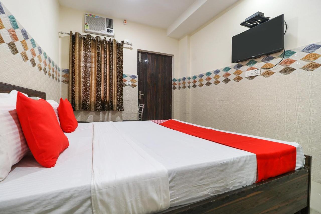 Oyo 49095 Hotel K Fort Abadpura Ngoại thất bức ảnh